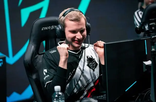 九游娱乐官方网站-包含RGE强势G2，369送出助攻的词条