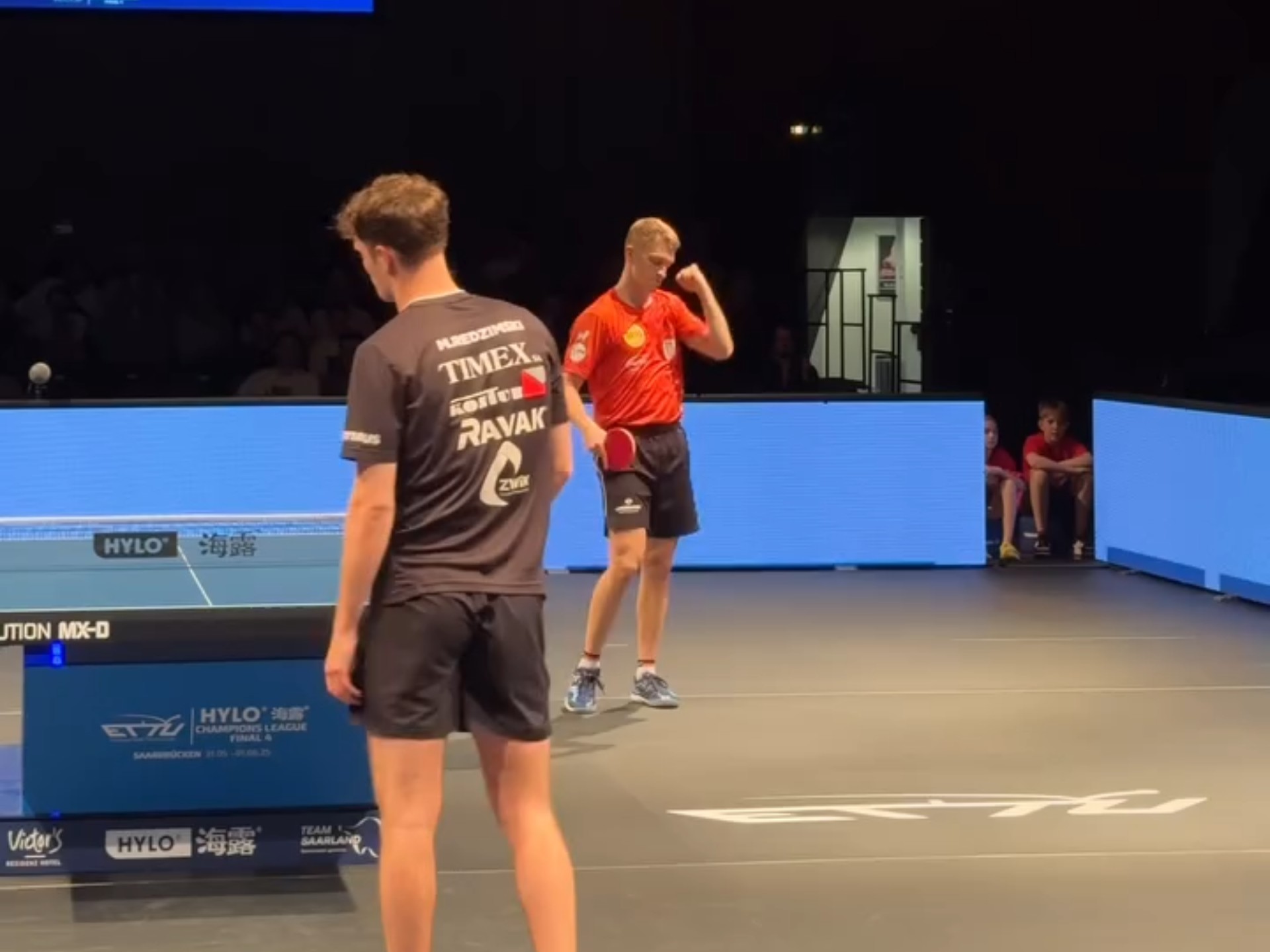 九游娱乐-波兰乒乓球队横扫瑞典乒乓球队，奥恰洛夫统治全场的简单介绍