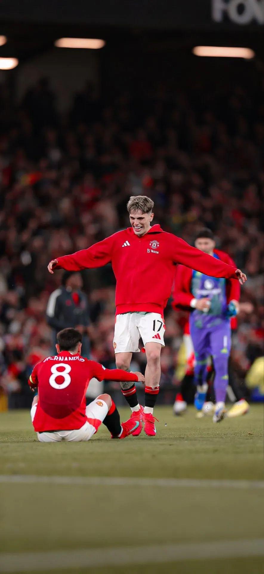 九游体育直播-骑士时代主场逆转曼联，晋级欧冠