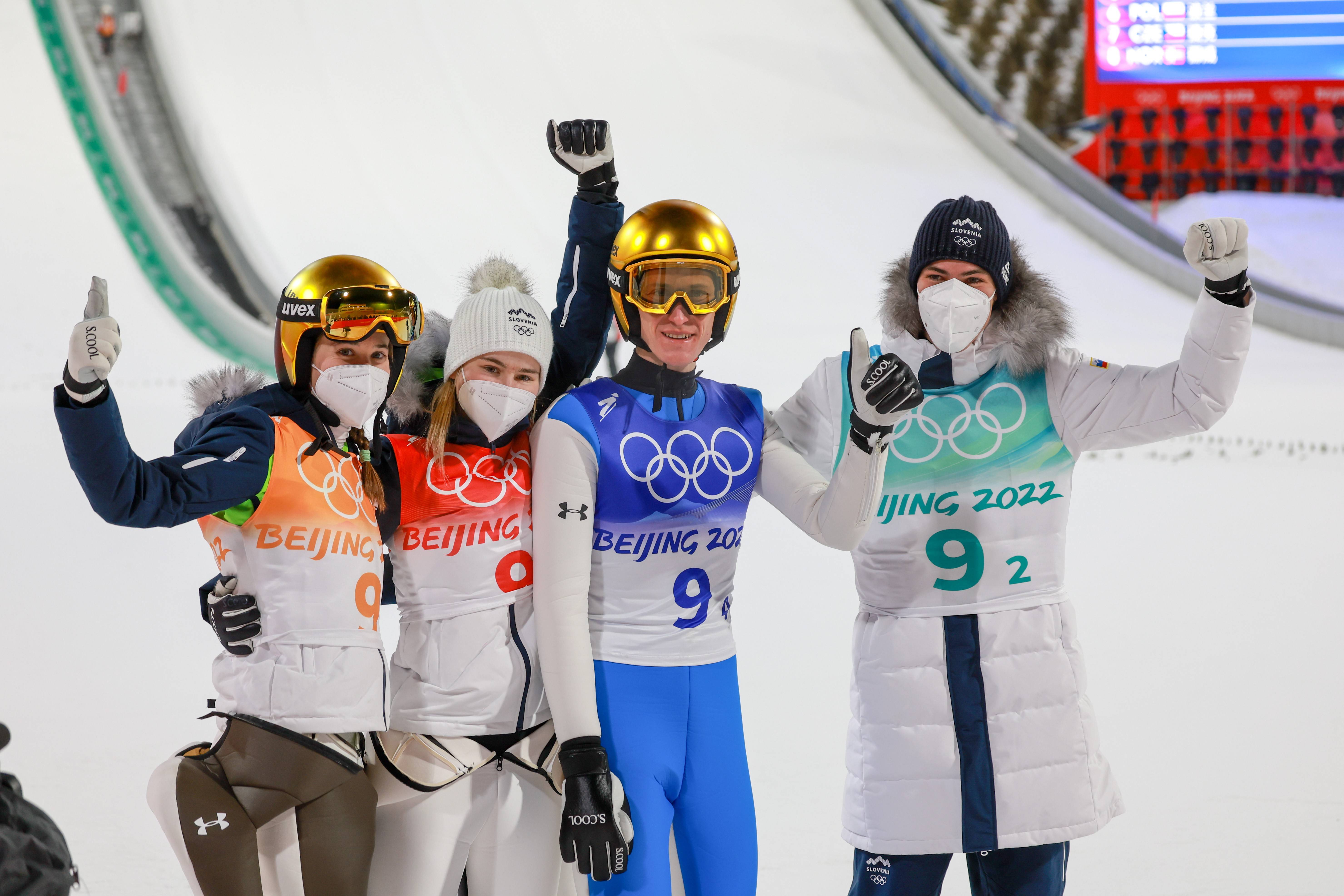 包含斯洛文尼亚惜平俄罗斯，主场表现可圈可点的词条