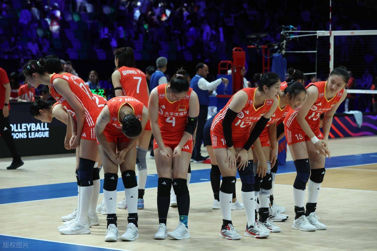 九游体育平台-女排大战引爆赛场，惊险逆转