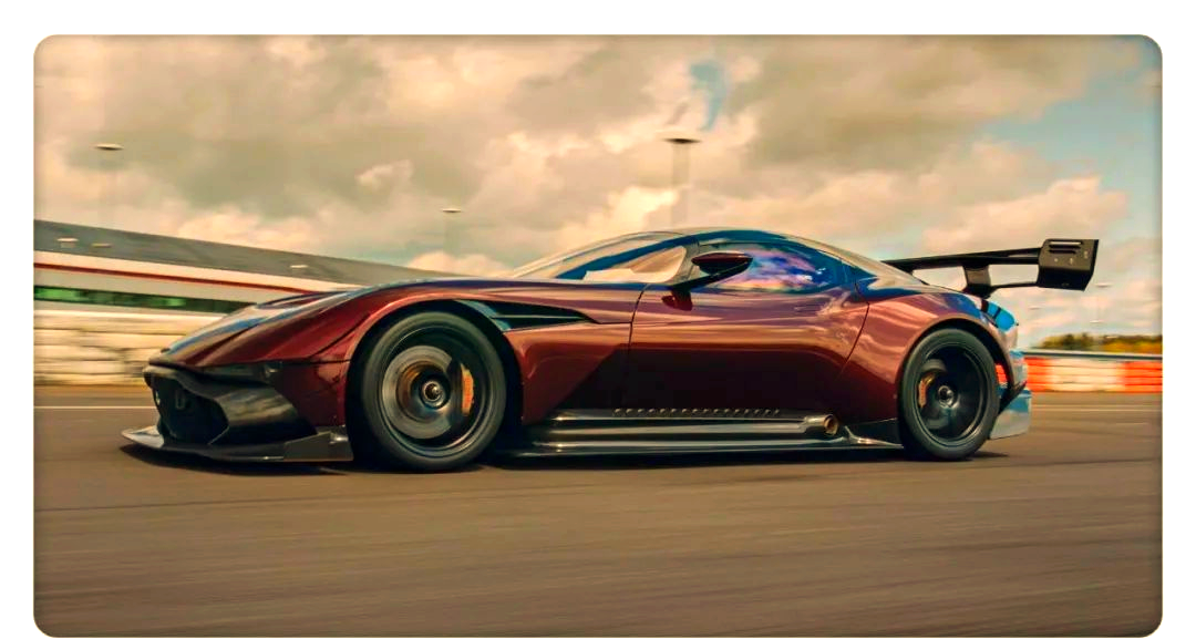 包含阿斯顿马丁轻取梅赛德斯，诺里斯点燃赛场的词条