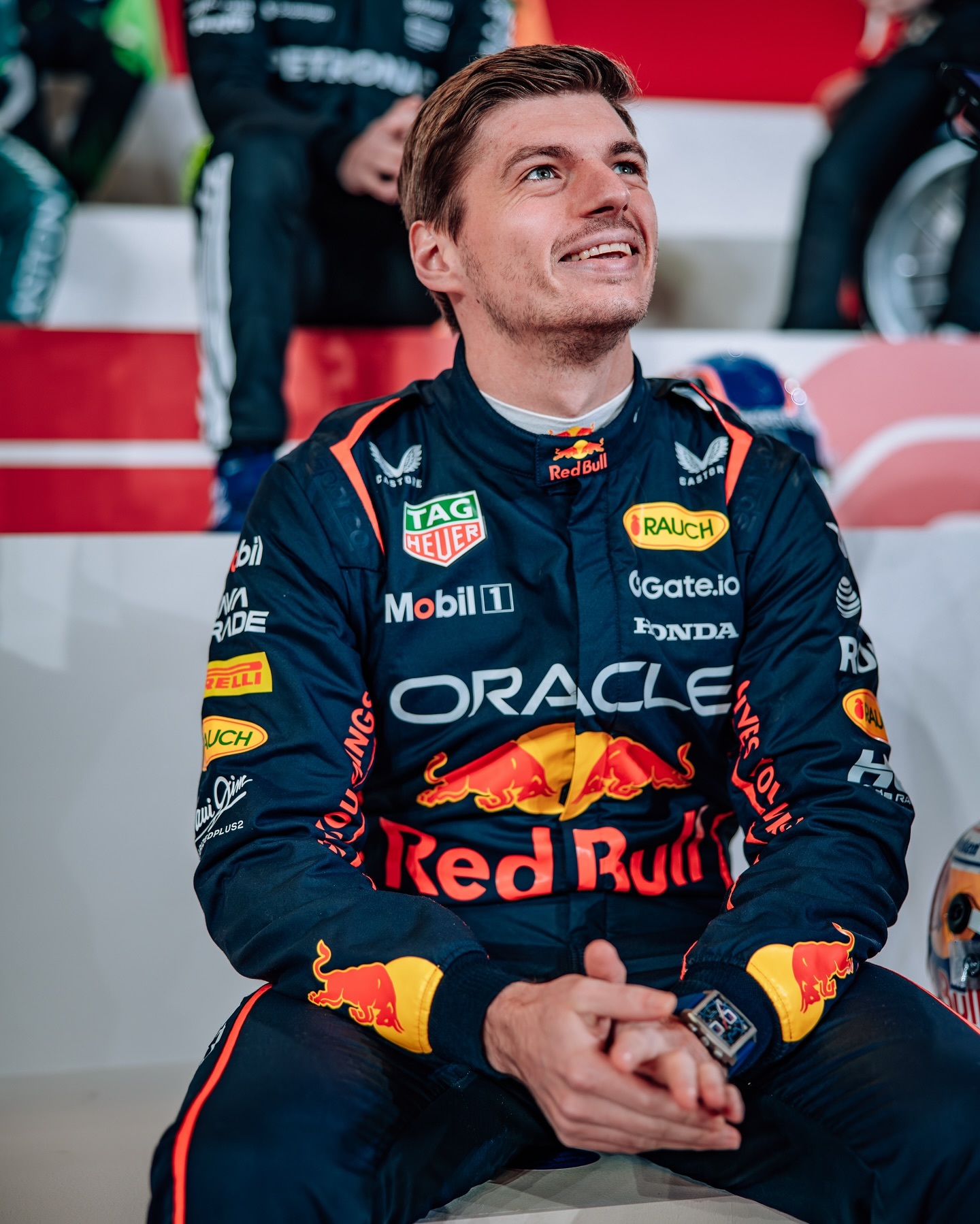 梅赛德斯完胜雷诺车队，汉密尔顿刷新纪录的简单介绍