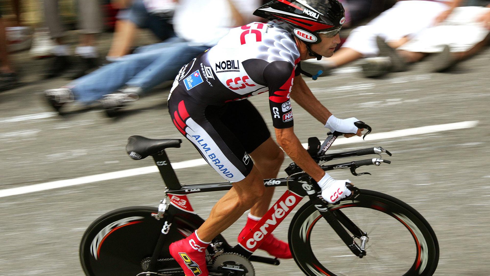 雷霆压哨击败热火，切特在美加墨世界杯接管比赛